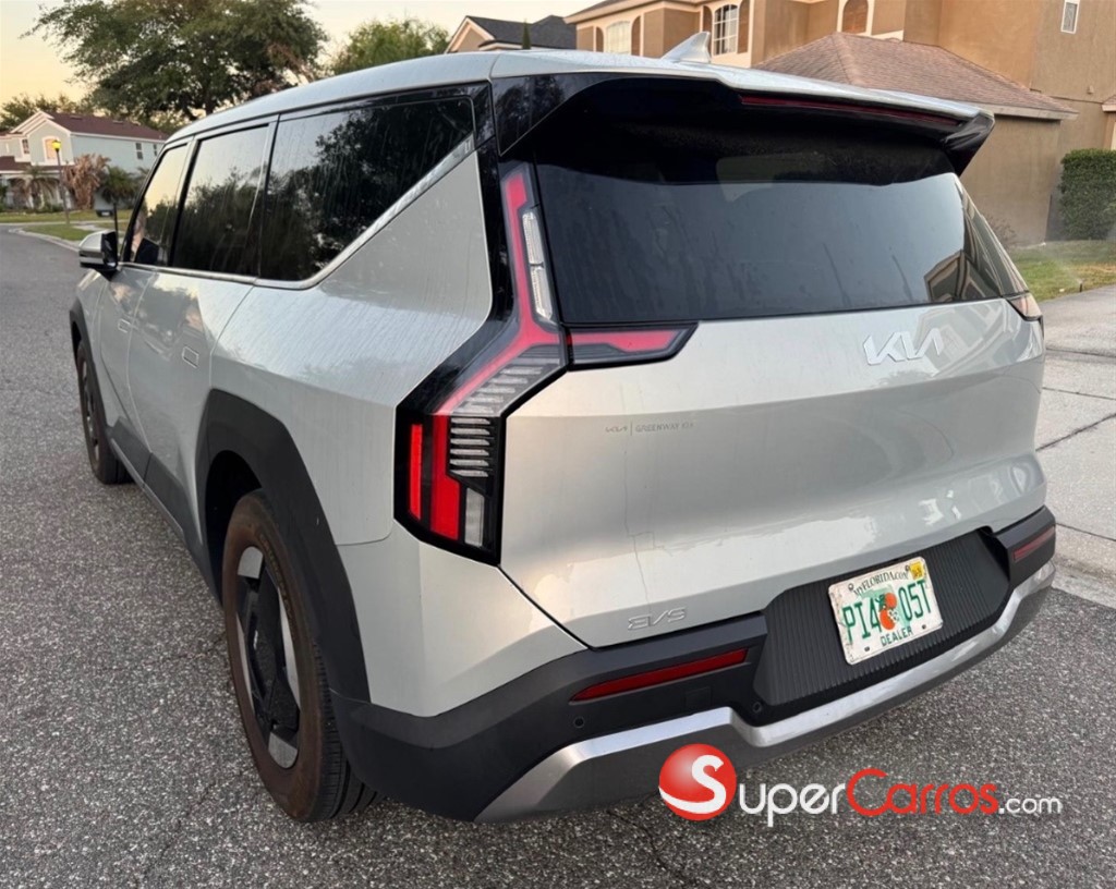 2024 Kia EV9 — foto 8 / 12