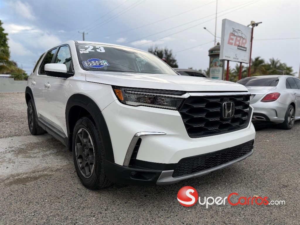 2023 Honda Pilot EXL — foto 2 / 9