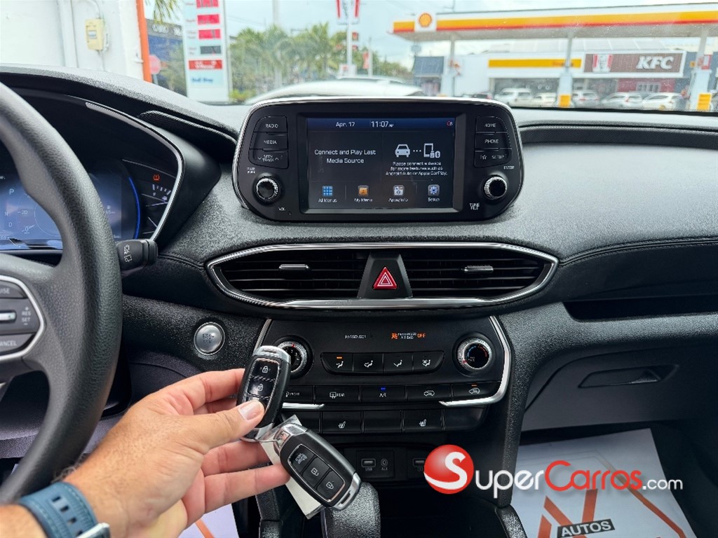 2020 Hyundai Santa Fe SEL — foto 9 / 10