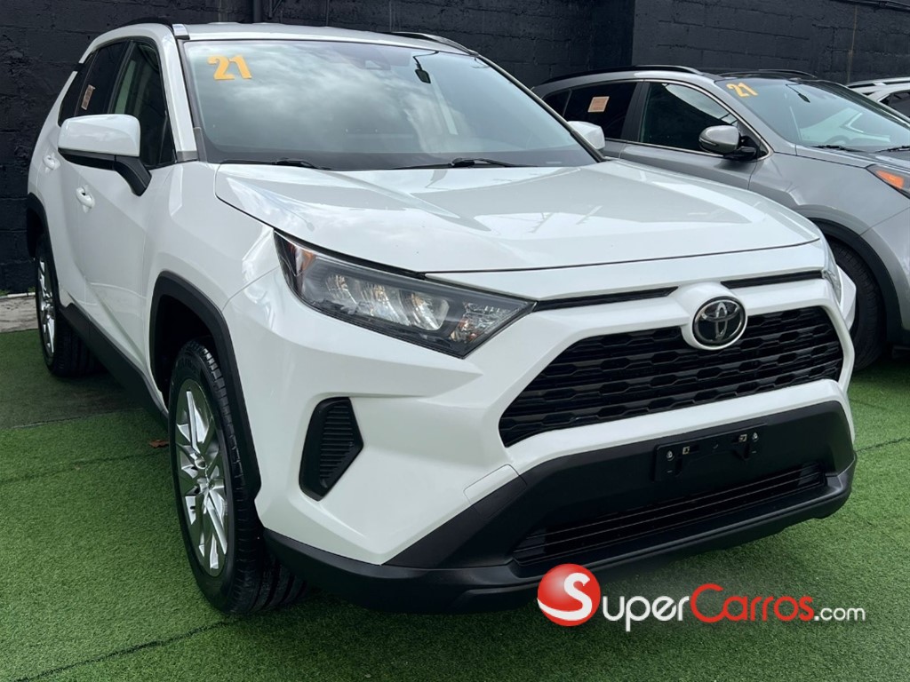2021 Toyota RAV4 LE — foto 2 / 12