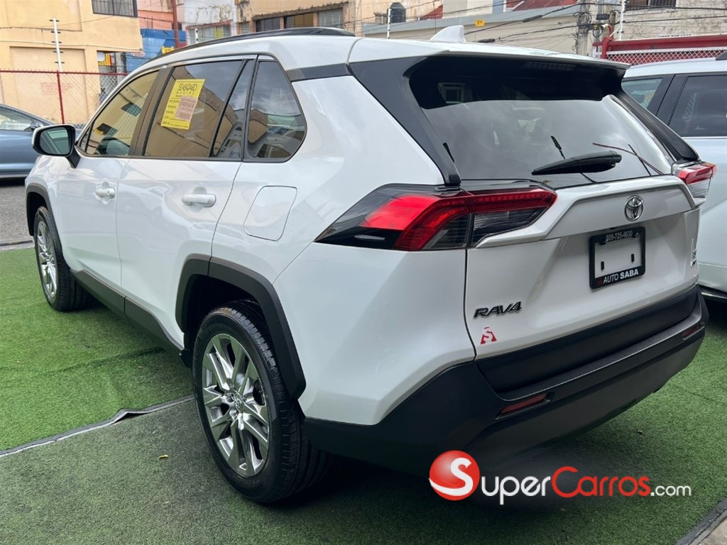 2021 Toyota RAV4 LE — foto 5 / 12