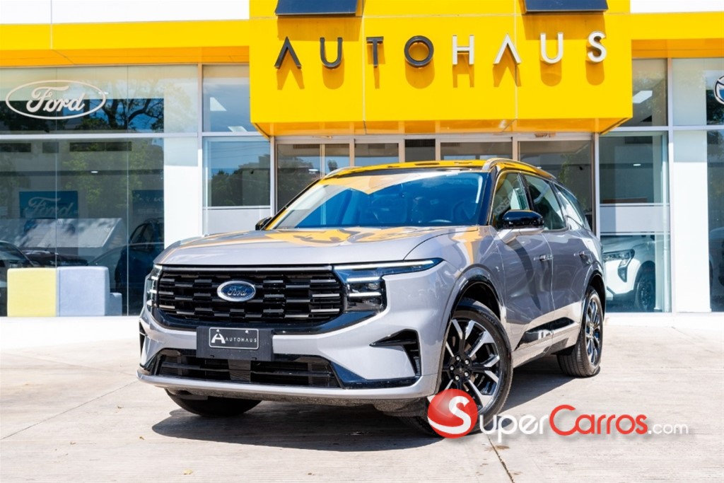 2026 Ford EDGE Titanium — foto 2 / 10
