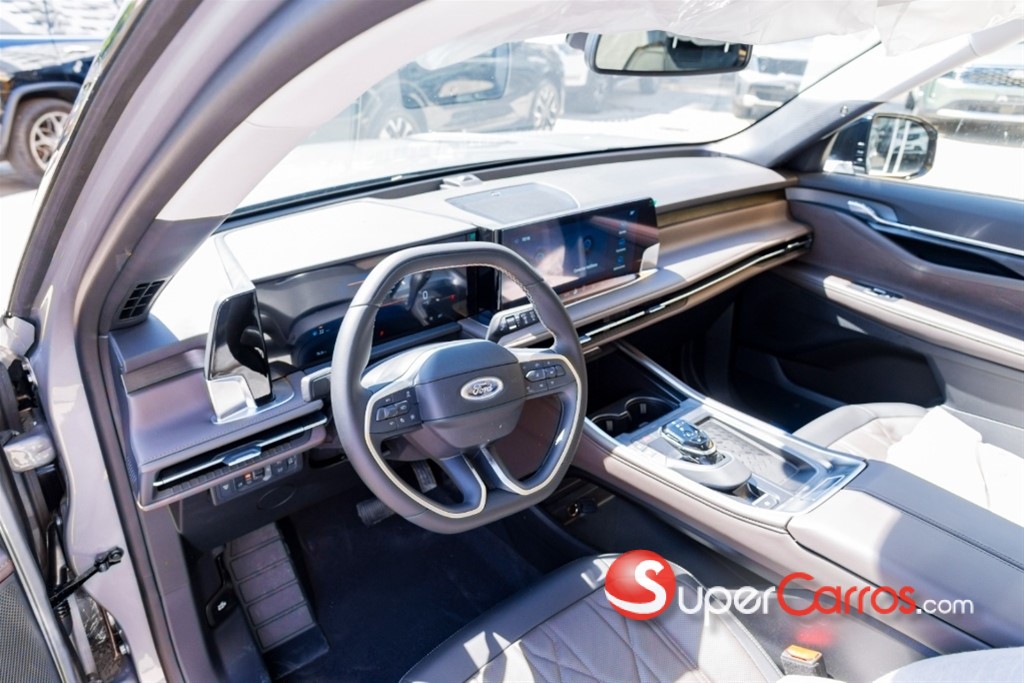 2026 Ford EDGE Titanium — foto 8 / 10