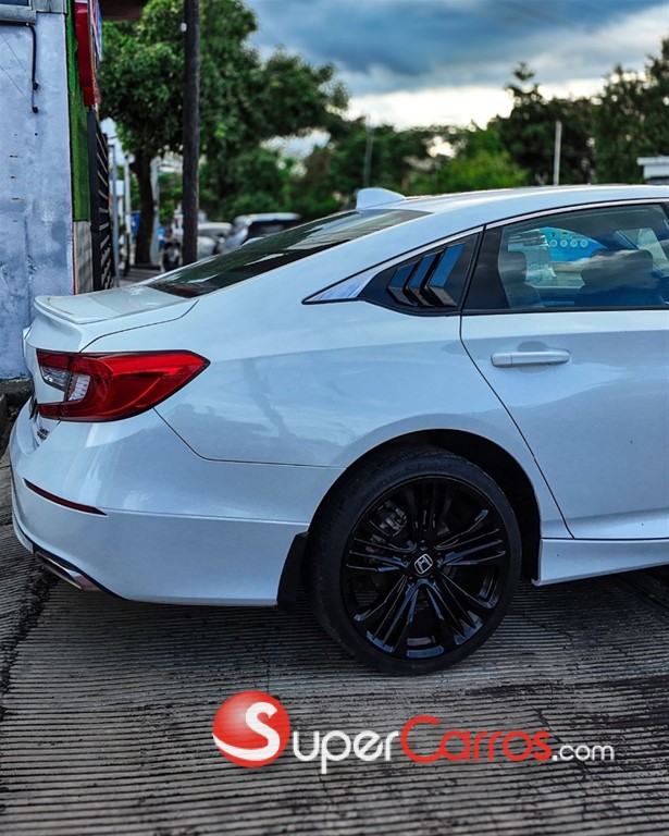 2018 Honda Accord Sport 2.0T — foto 5 / 8