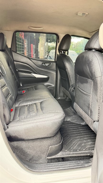 2016 Nissan Frontier NP300 — foto 9 / 10