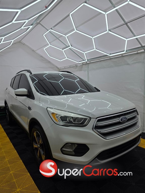 2017 Ford Escape SE Ecoboost Turbo — foto 11 / 12