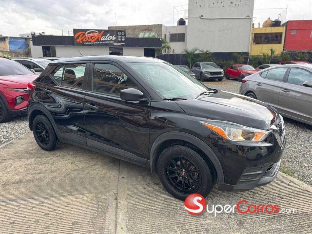 2020 Nissan Kicks — foto 3 / 9