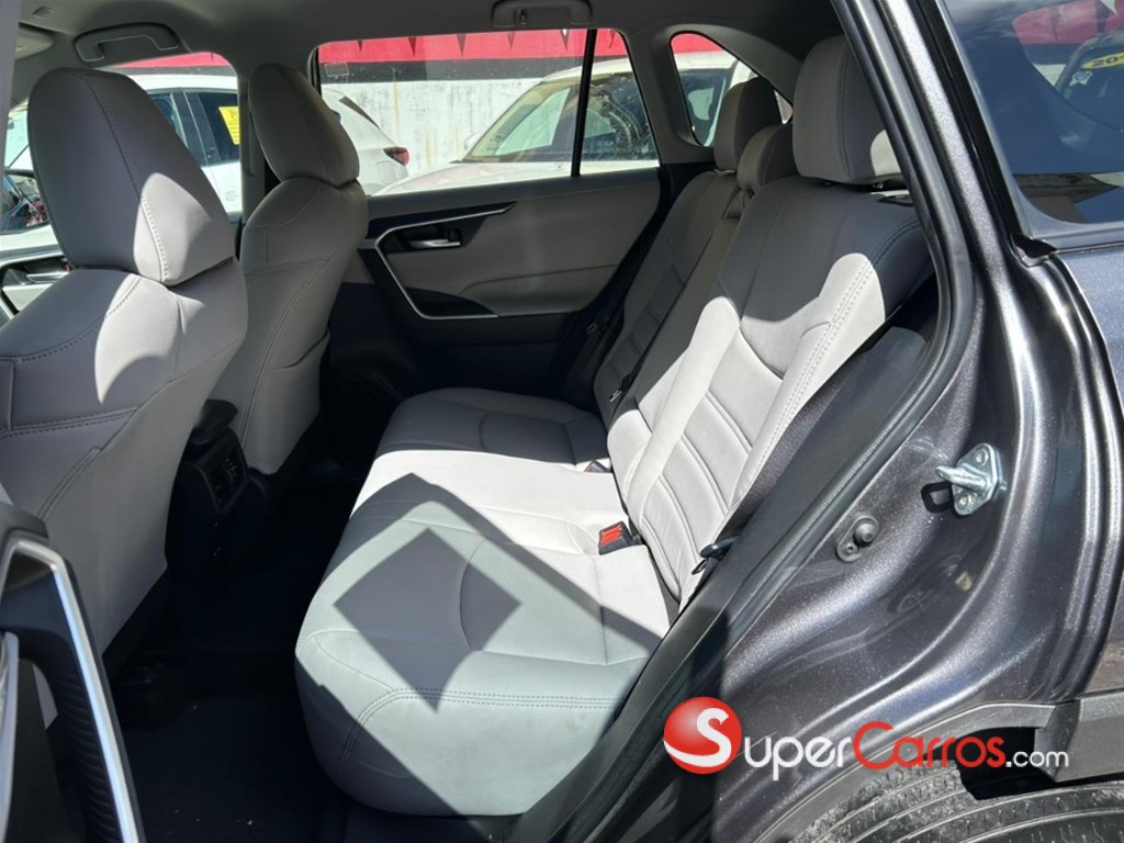 2024 Toyota RAV4 XLE — foto 3 / 11