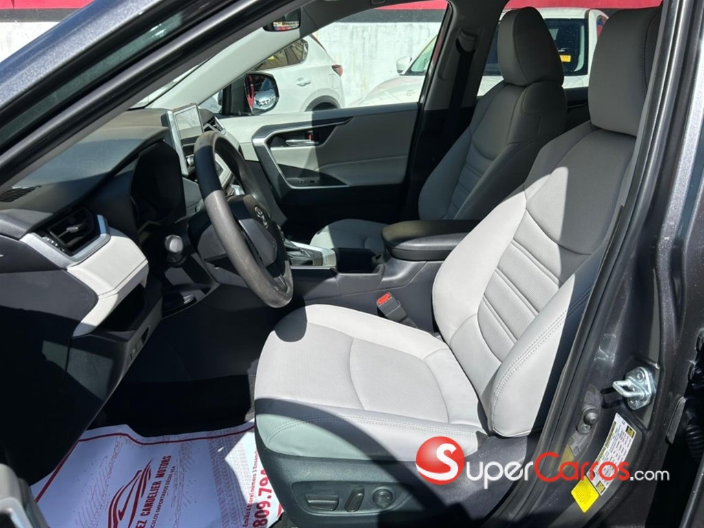 2024 Toyota RAV4 XLE — foto 4 / 11