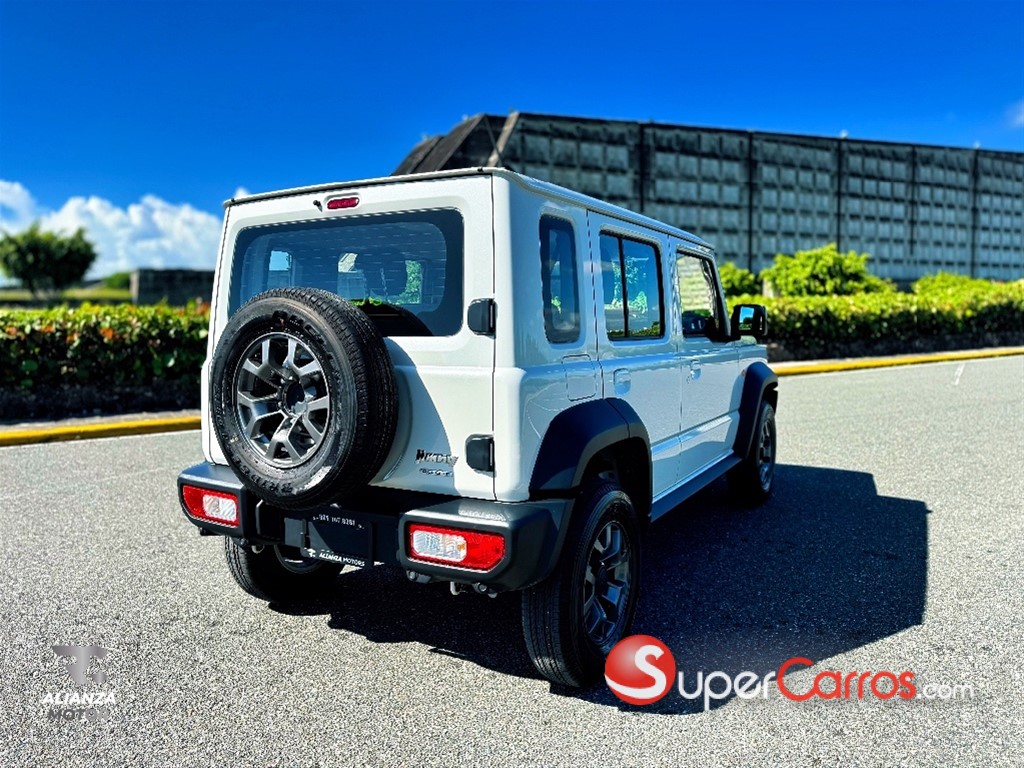 2026 Suzuki Jimny — foto 8 / 12