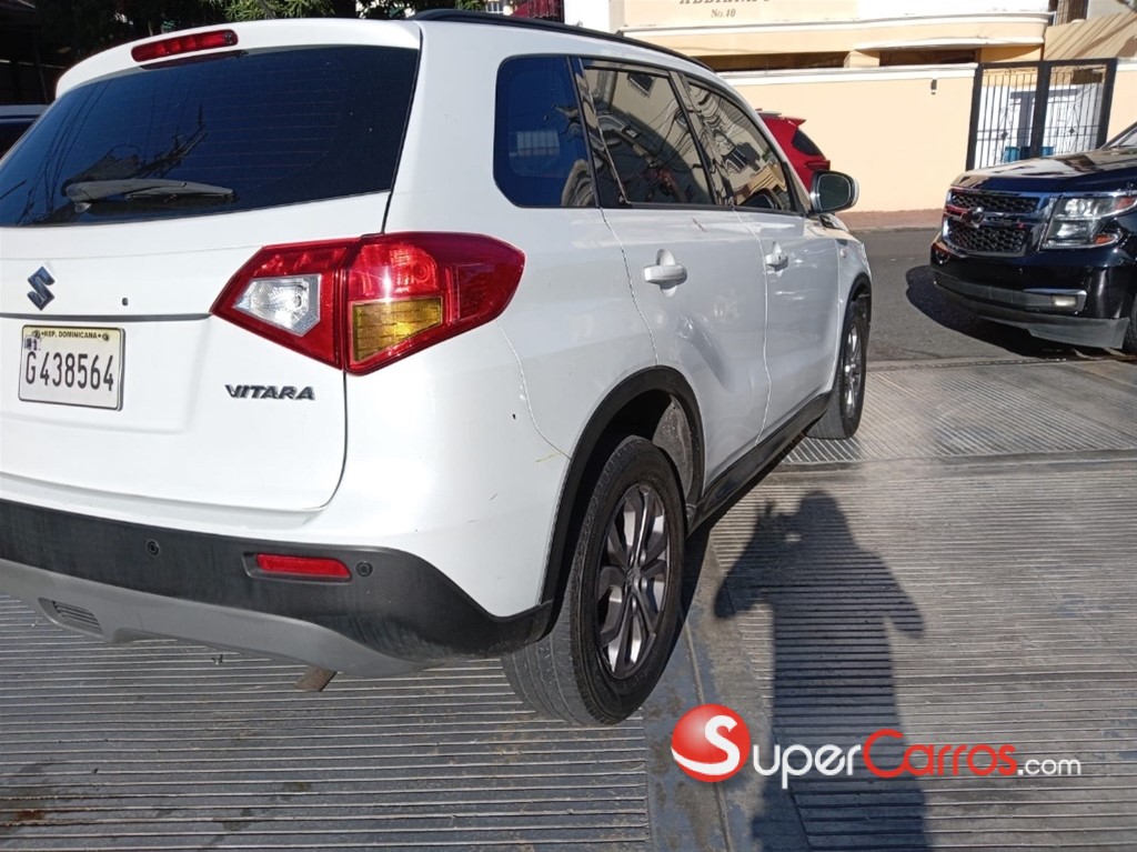 2018 Suzuki Vitara — foto 4 / 10