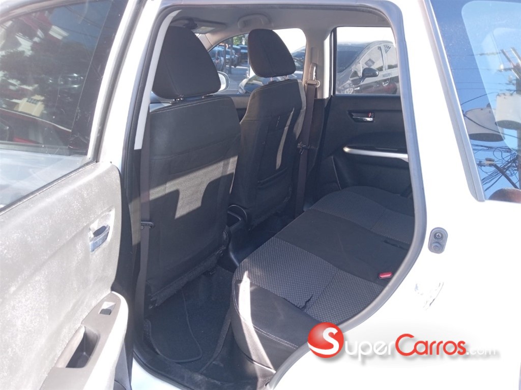 2018 Suzuki Vitara — foto 7 / 10