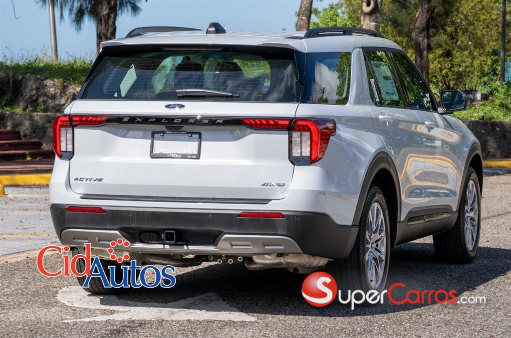 2026 Ford Explorer Active — foto 3 / 12