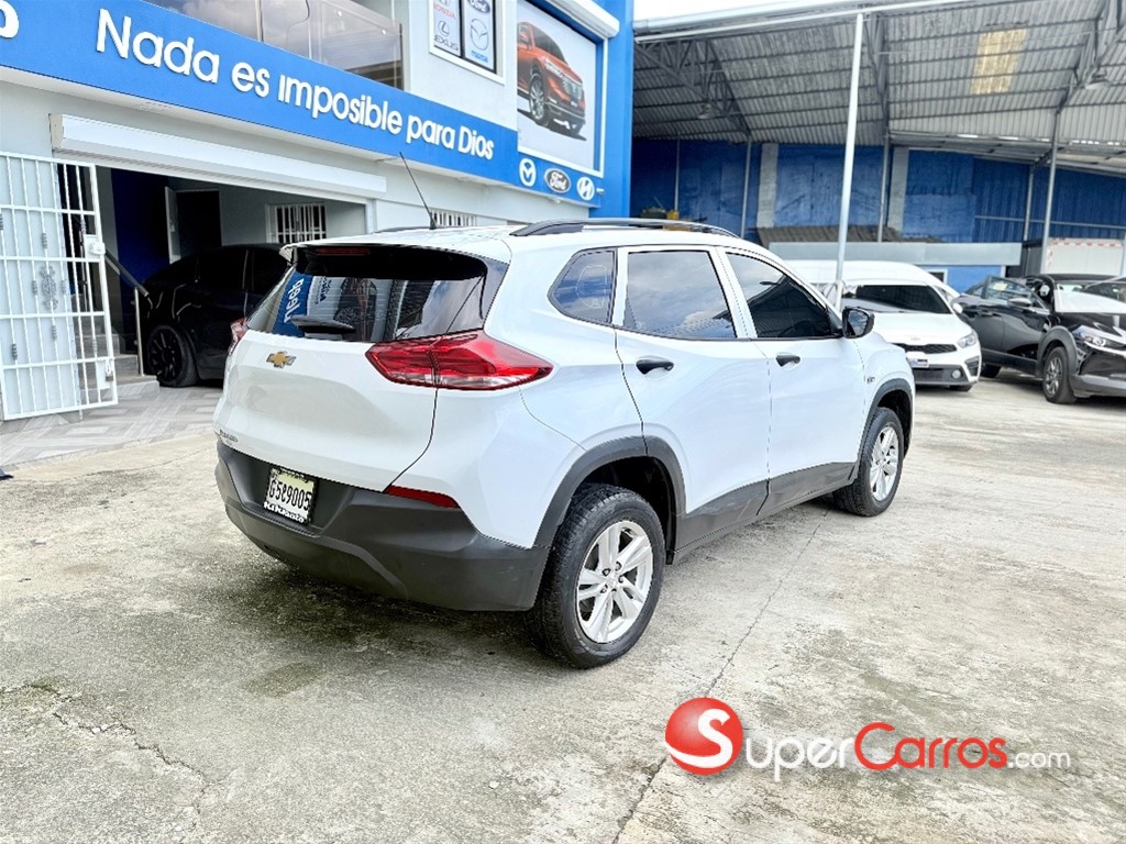 2022 Chevrolet Tracker LS — foto 3 / 12