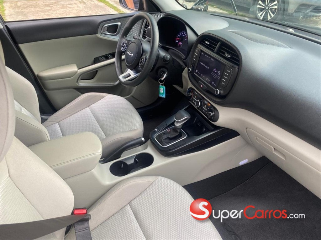 2022 Kia Soul LX — foto 8 / 12