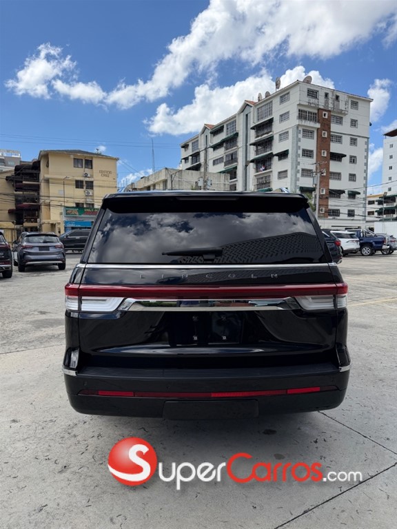 2022 Lincoln Navigator Black Label — foto 4 / 12