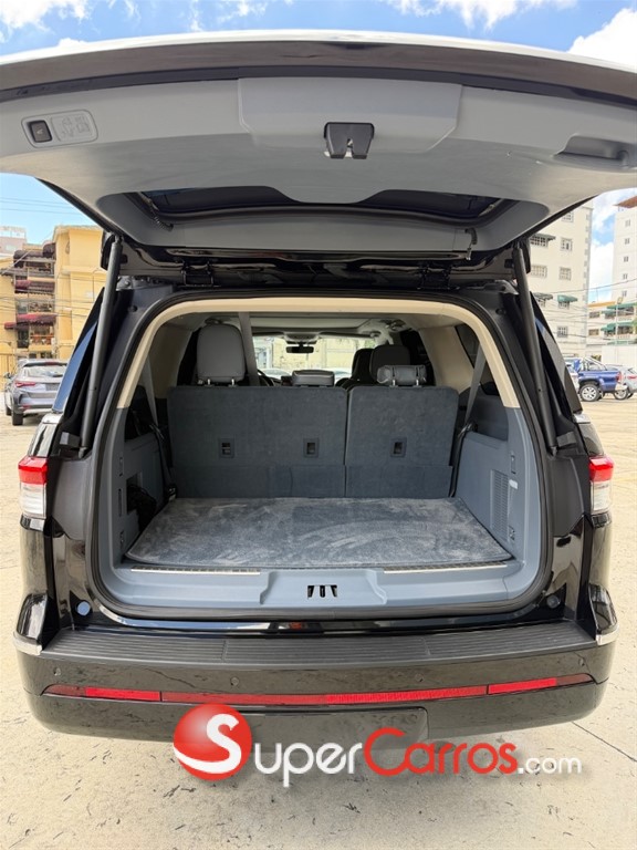 2022 Lincoln Navigator Black Label — foto 12 / 12