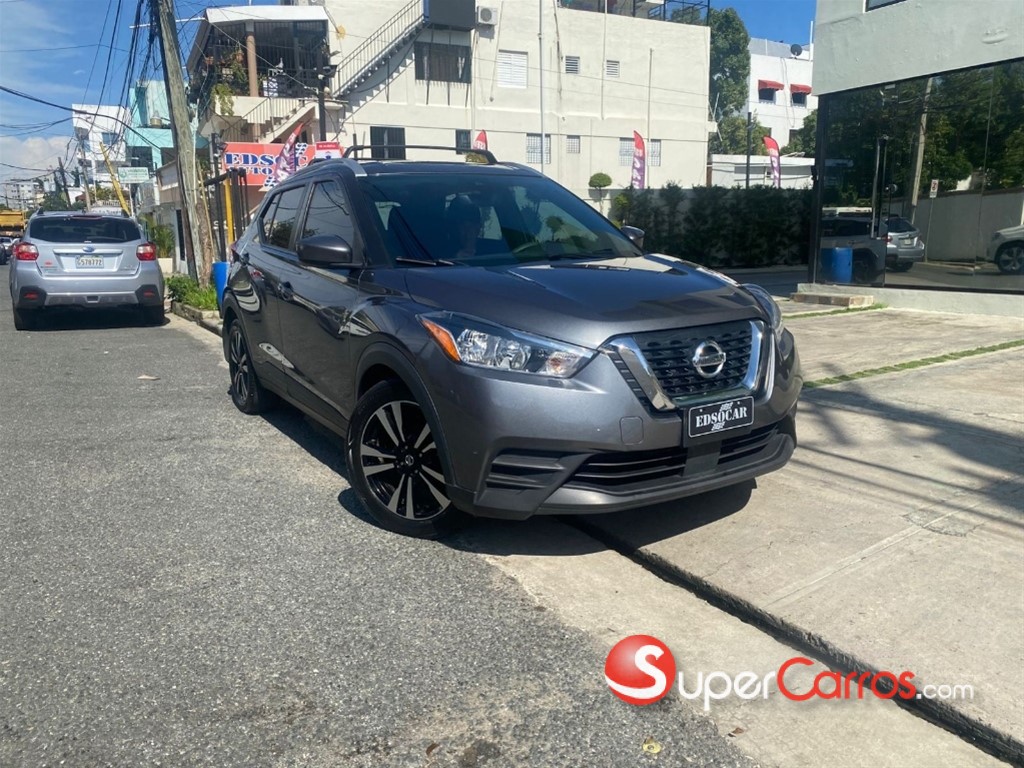2020 Nissan Kicks SV