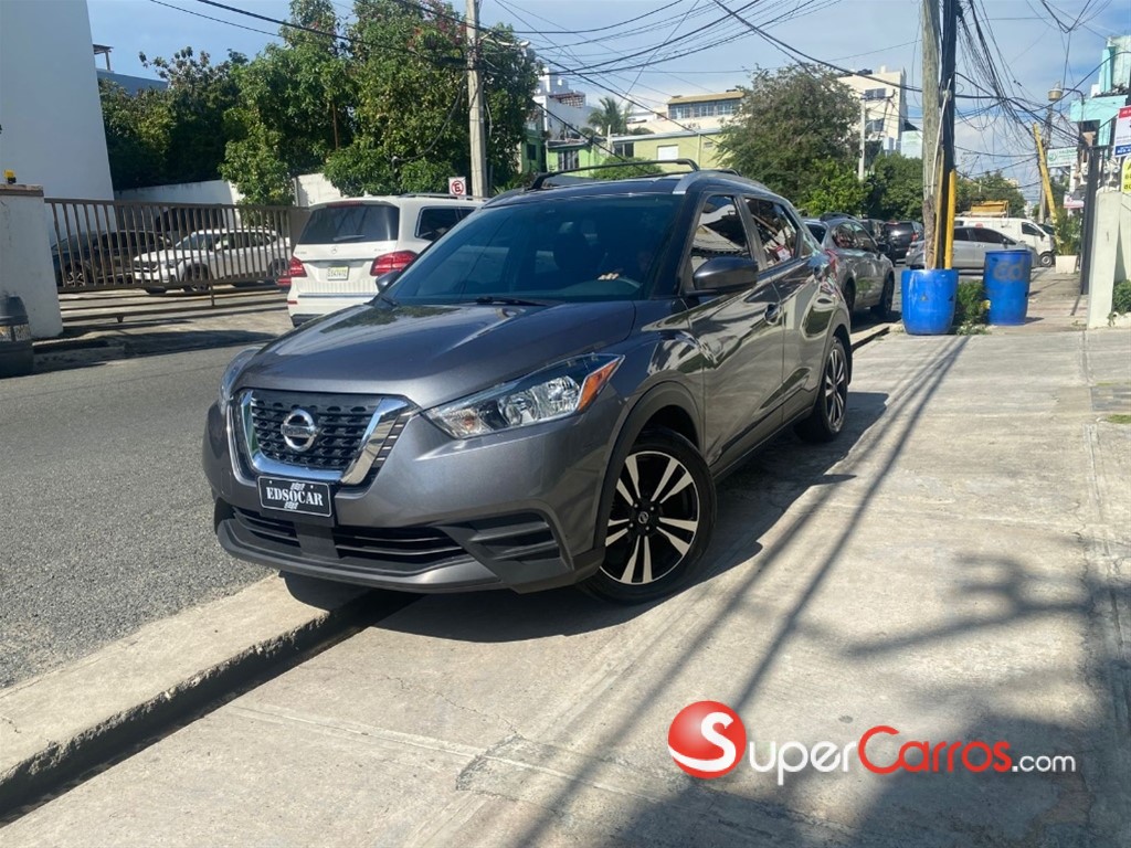 2020 Nissan Kicks SV — foto 3 / 12