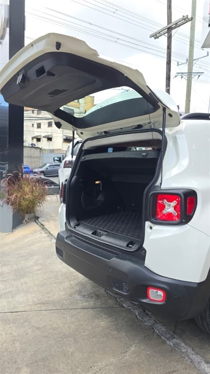2022 Jeep Renegade Sport — foto 9 / 12