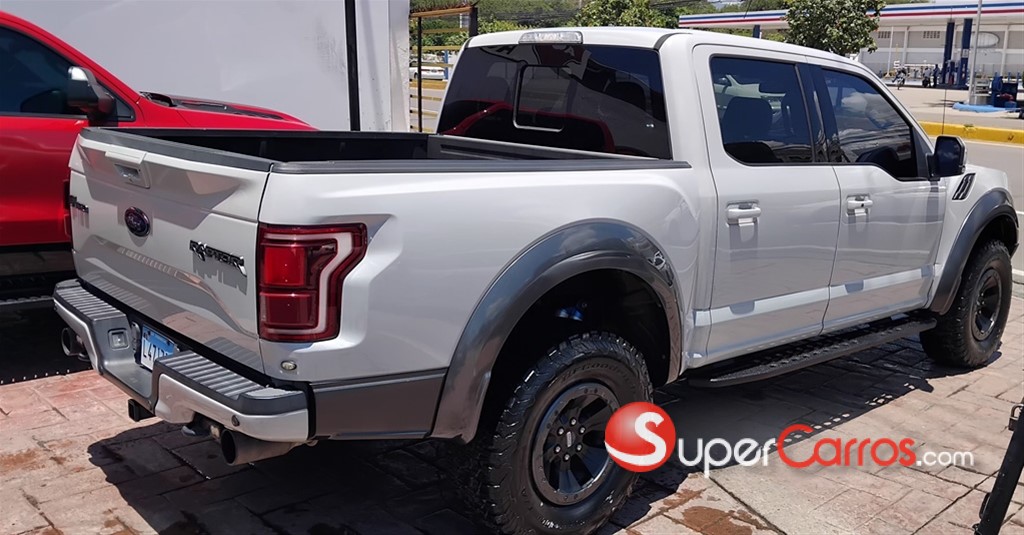 2017 Ford F 150 Raptor — foto 3 / 7