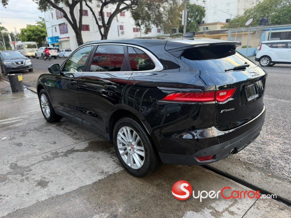 2020 Jaguar F-Pace — foto 6 / 11