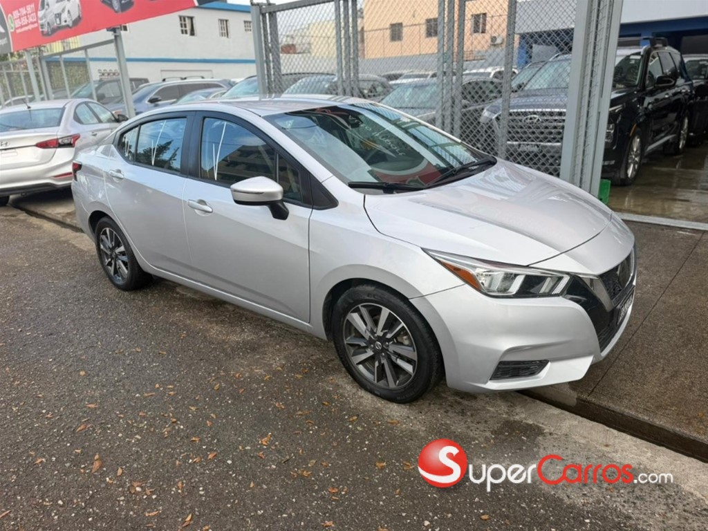 2021 Nissan Versa SV — foto 2 / 11