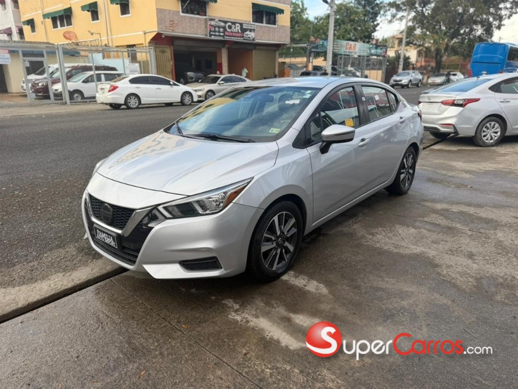 2021 Nissan Versa SV — foto 4 / 11