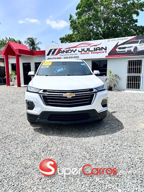 2023 Chevrolet Traverse LT — foto 3 / 12