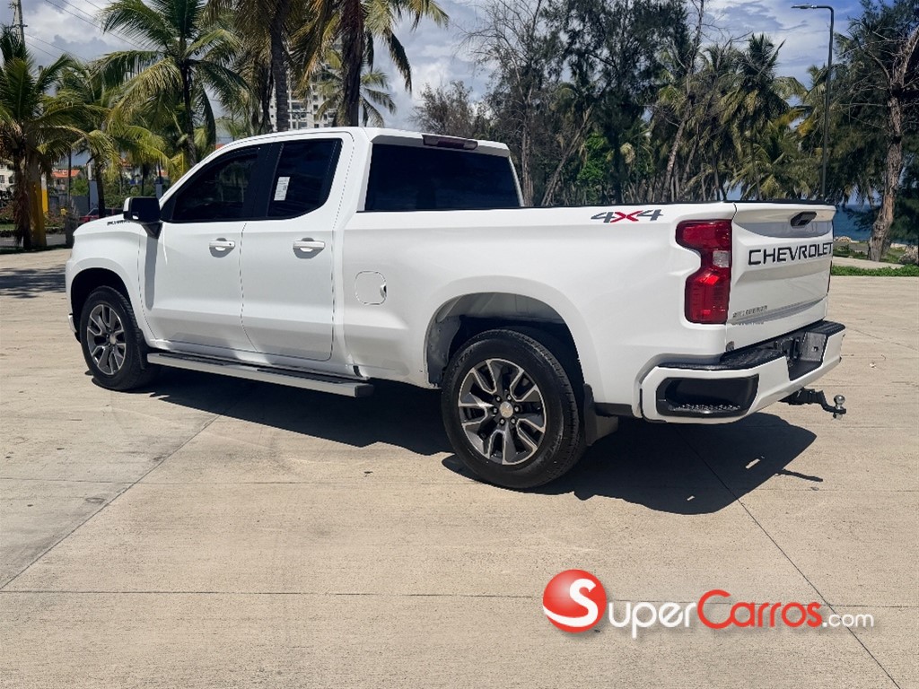 2021 Chevrolet Silverado — foto 4 / 10