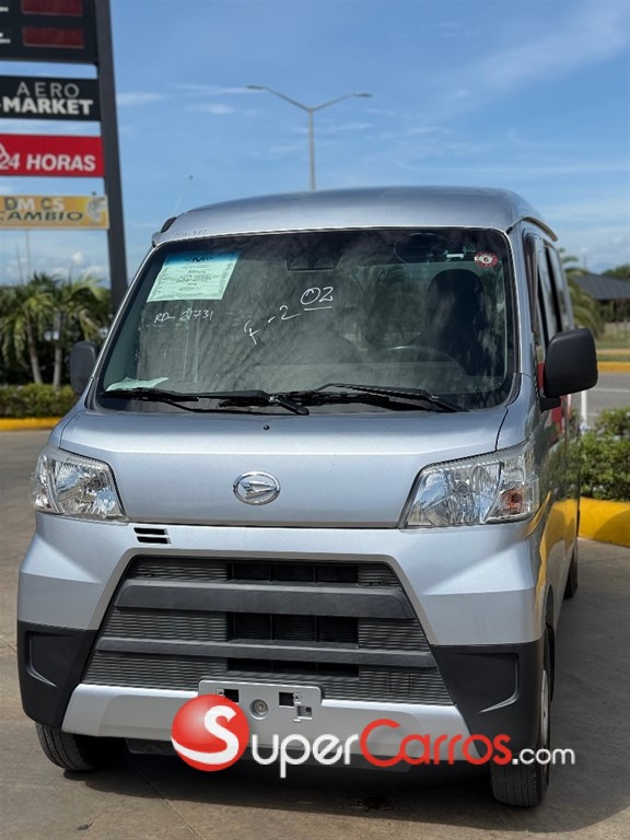 2019 Daihatsu Hijet Minivan — foto 3 / 8