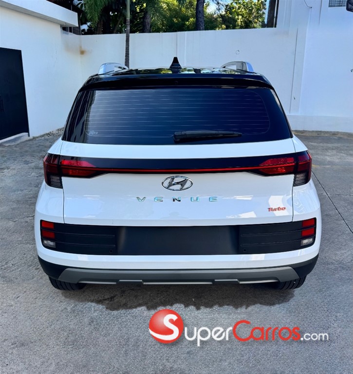 2025 Hyundai Venue — foto 4 / 8