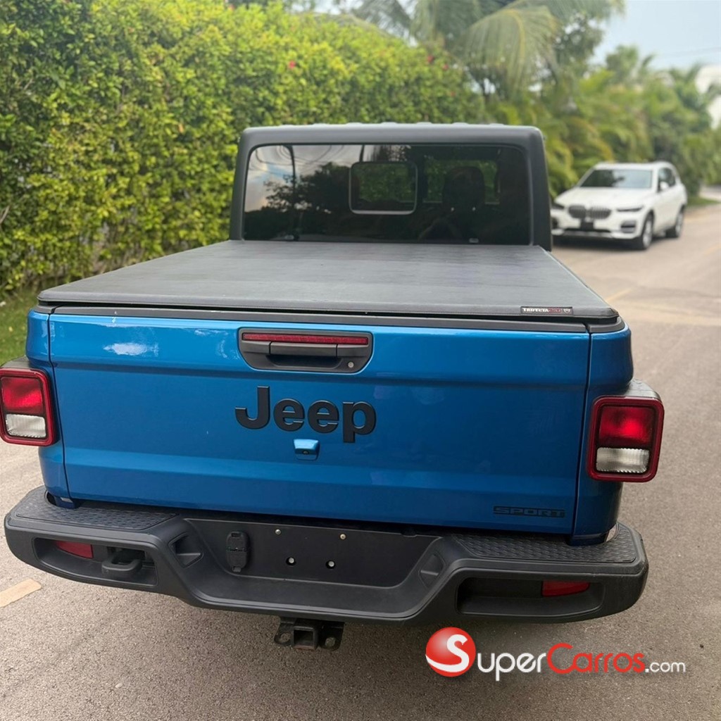 2020 Jeep Gladiator Sport — foto 7 / 11