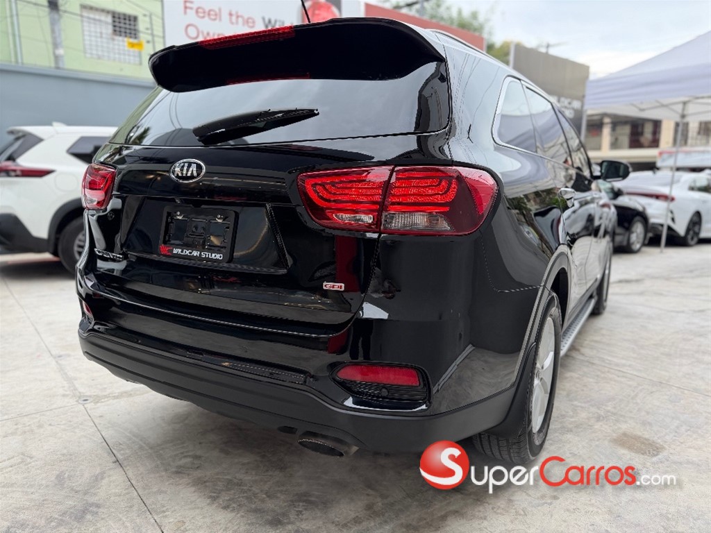 2020 Kia Sorento LX — foto 6 / 12