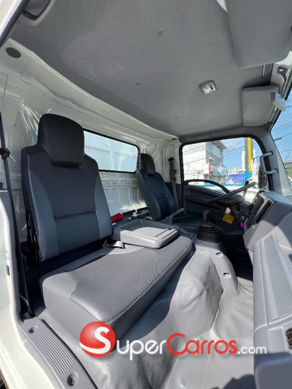 2027 Isuzu Volteo — foto 8 / 9
