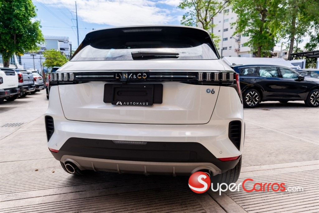 2026 Lynk CO 06 — foto 2 / 9