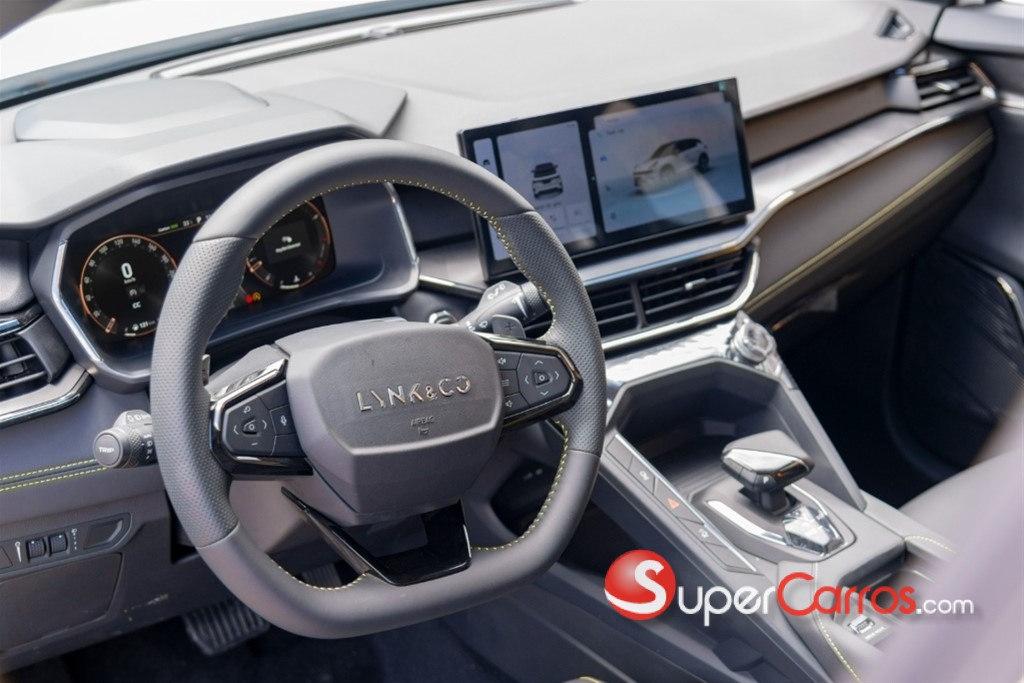 2026 Lynk CO 06 — foto 7 / 9