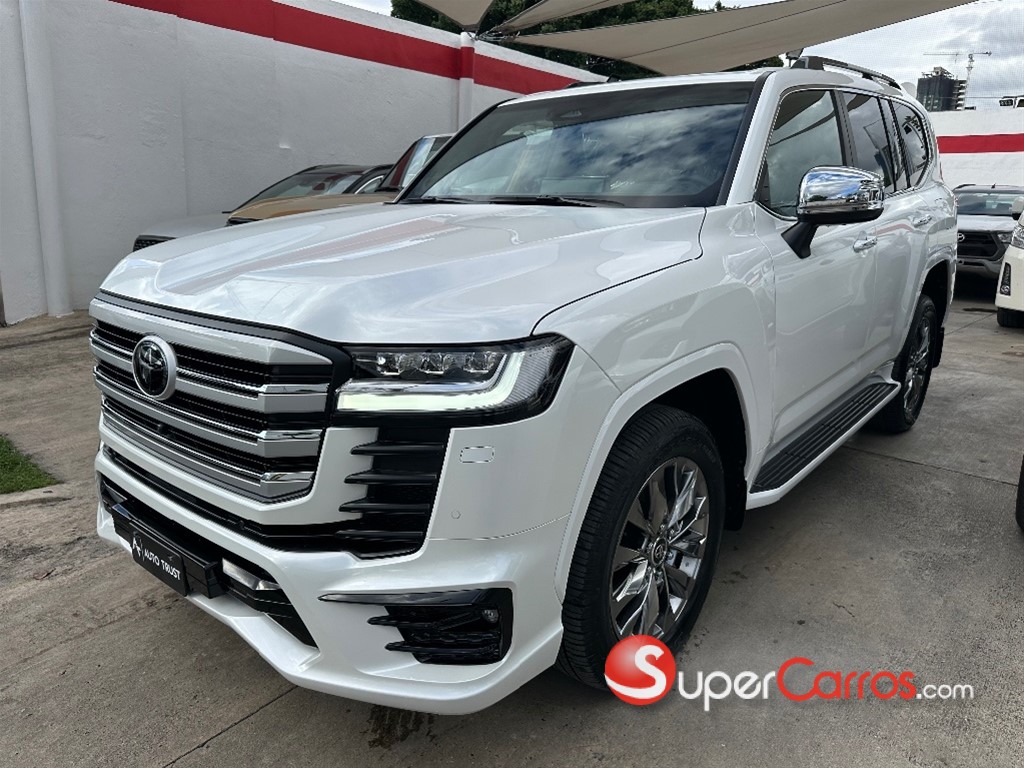 2027 Toyota Land Cruiser 300 VX-R — foto 3 / 9