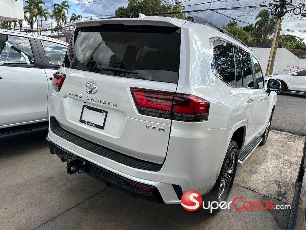 2027 Toyota Land Cruiser 300 VX-R — foto 6 / 9