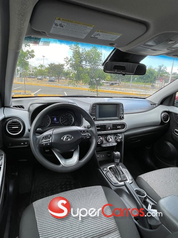 2020 Hyundai KONA — foto 8 / 12