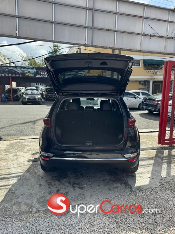2020 Kia Sportage LX — foto 6 / 10