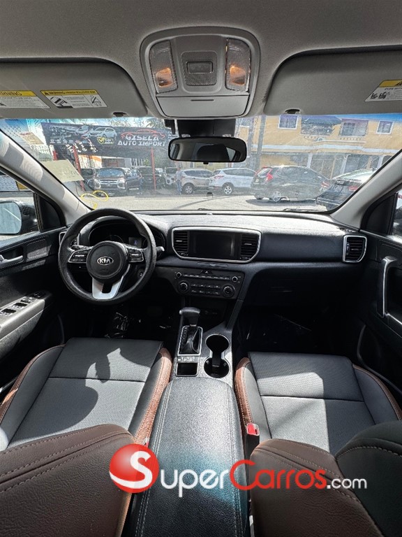 2020 Kia Sportage LX — foto 8 / 10