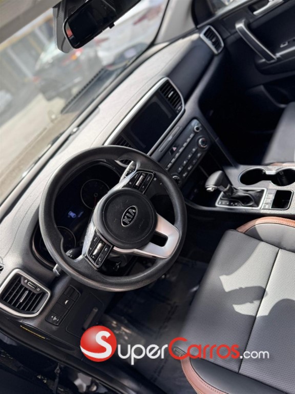 2020 Kia Sportage LX — foto 9 / 10
