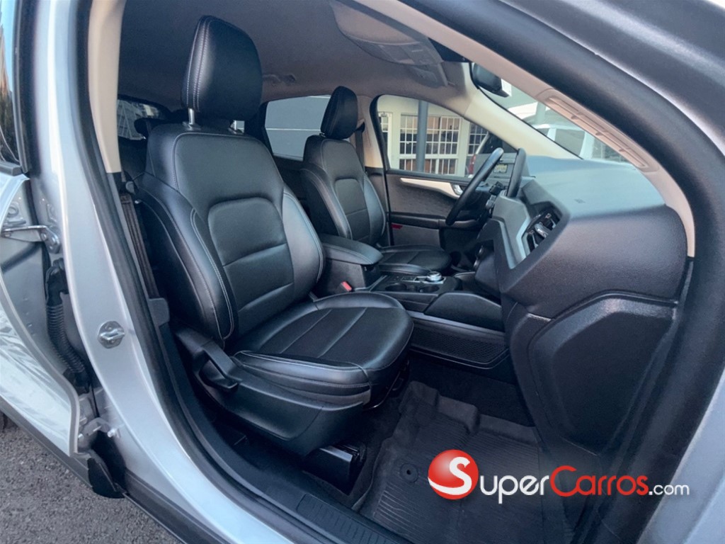 2020 Ford Escape SEL Ecoboost — foto 9 / 12