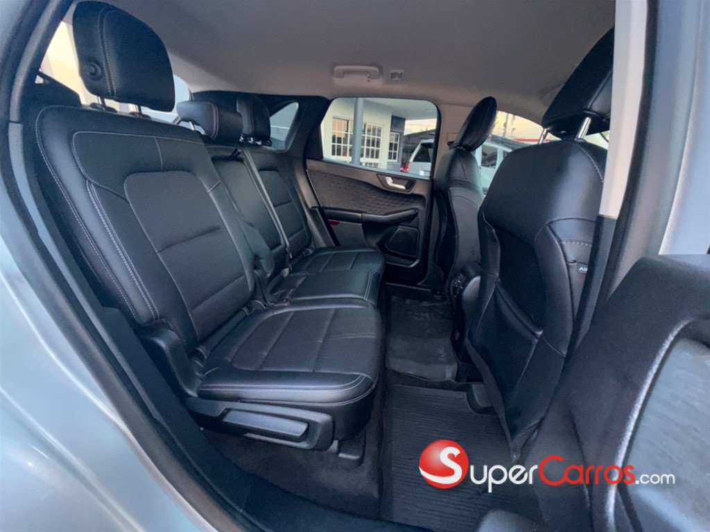 2020 Ford Escape SEL Ecoboost — foto 10 / 12