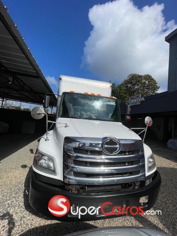 2020 Hino 338