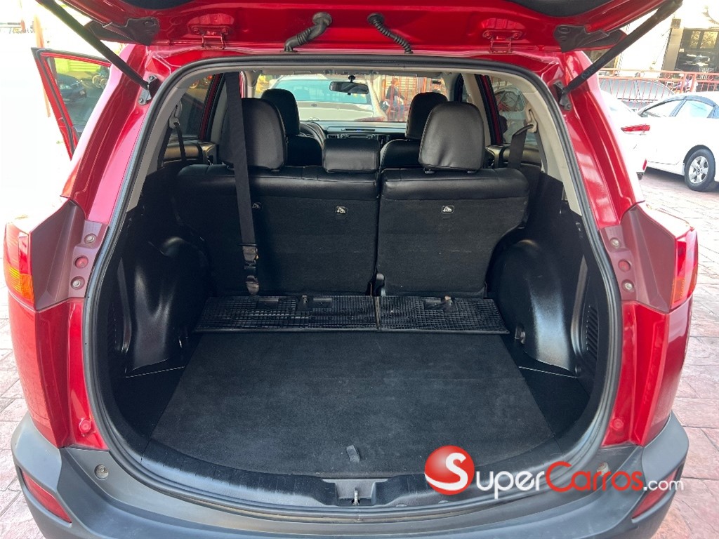 2015 Toyota RAV4 XLE — foto 6 / 11