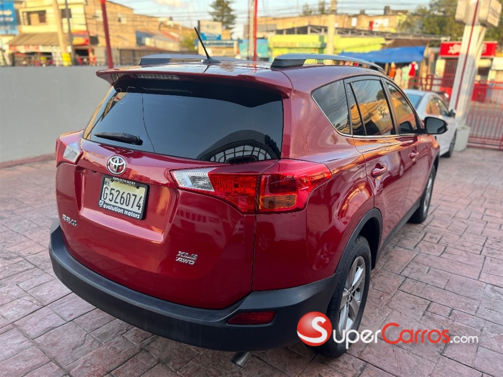 2015 Toyota RAV4 XLE — foto 7 / 11