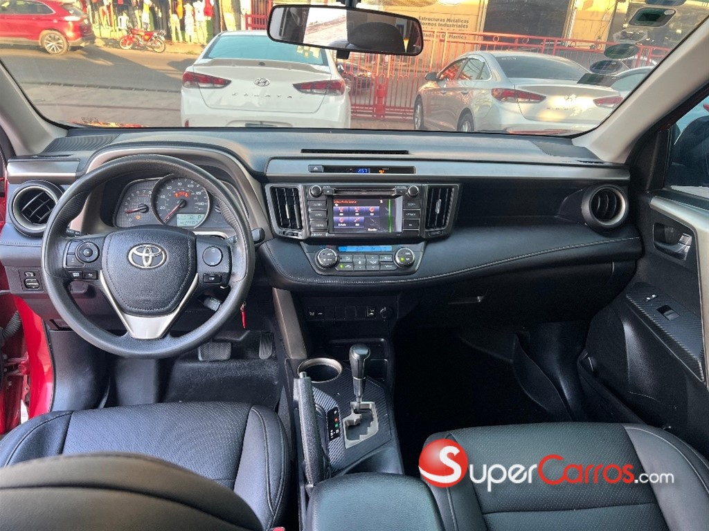 2015 Toyota RAV4 XLE — foto 10 / 11