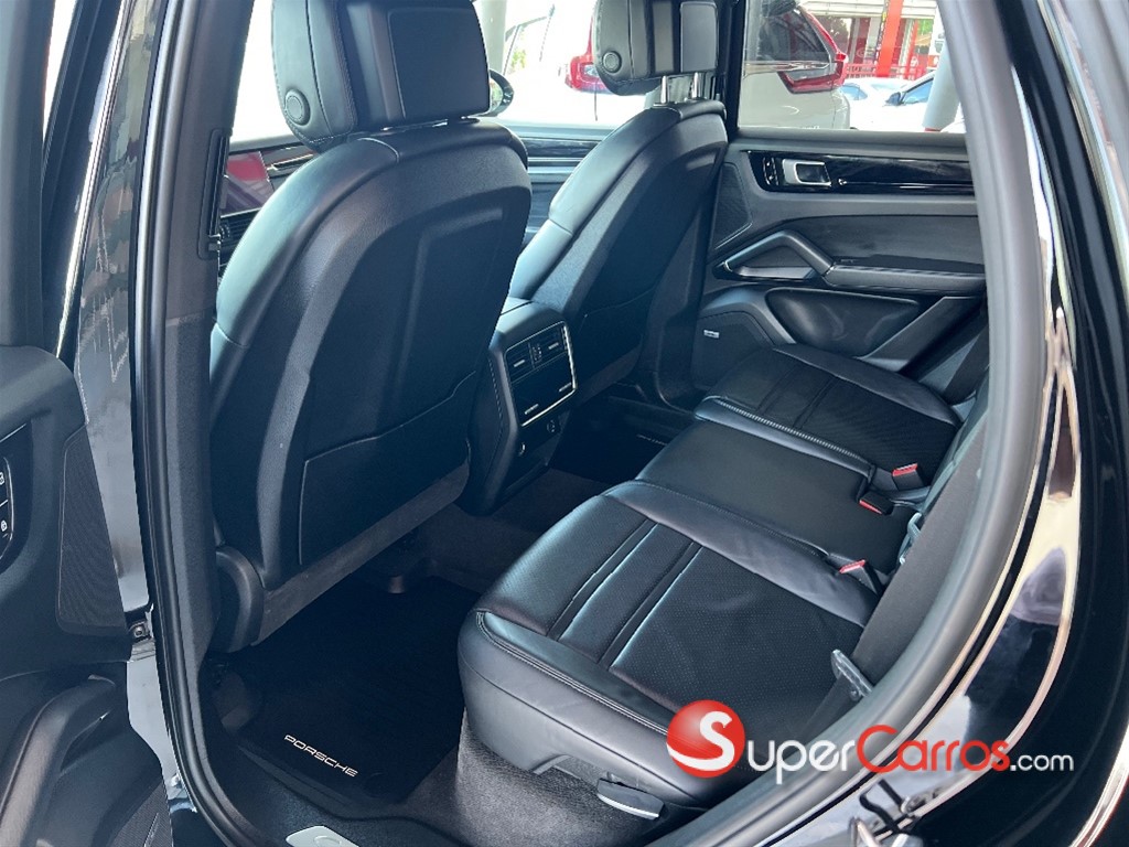 2019 Porsche Cayenne — foto 4 / 11